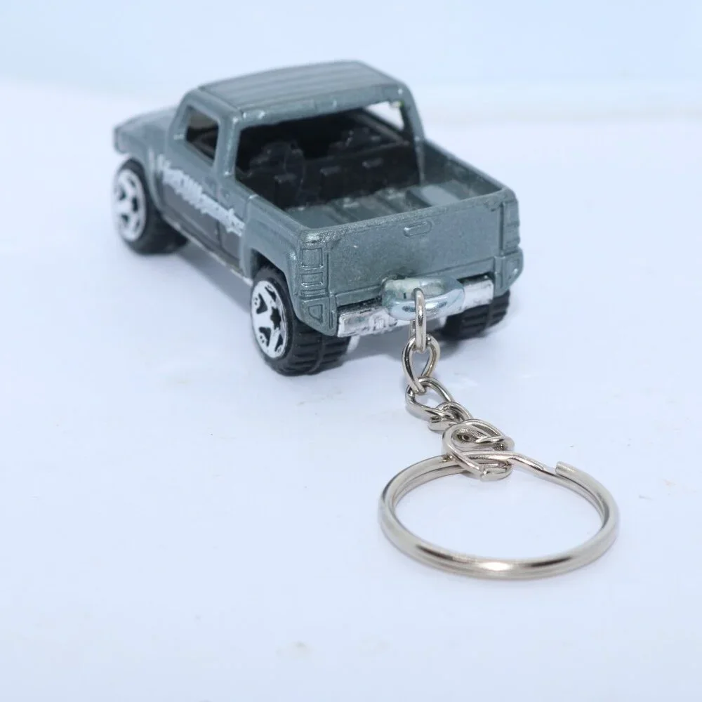 Hot Wheels 2004 Hummer custom keychain 1/64 scale